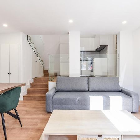 Apartamentos Reformados En Metro Pacifico Alquiler Temporal Madrid Ngoại thất bức ảnh
